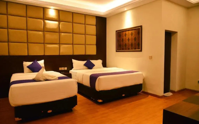 Grand Sahman Hotel