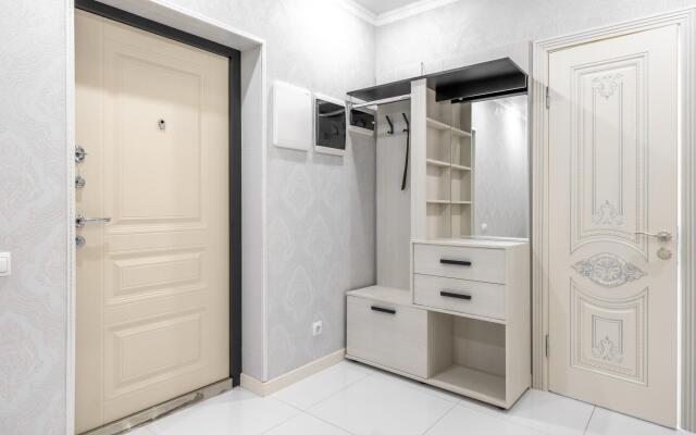 Aura на улице Братьев Темировых 69/1