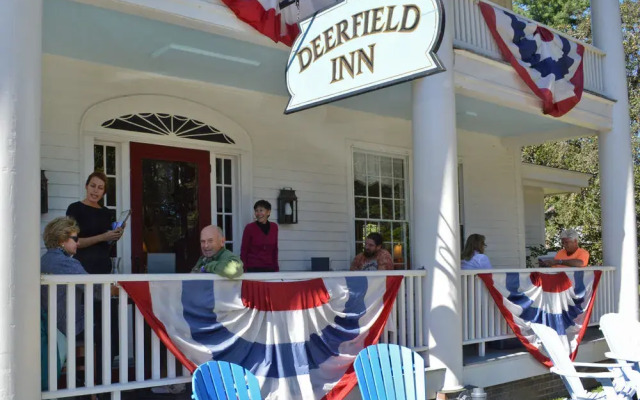 Deerfield Inn