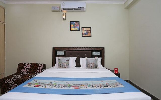 OYO 9274 Homey Stay Suites