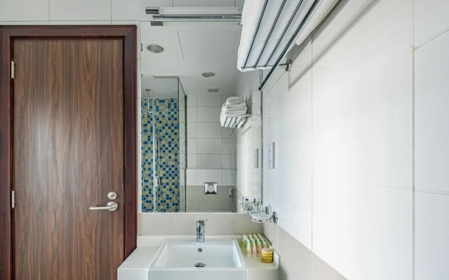 LUX Holiday Home - Azure Residence 2