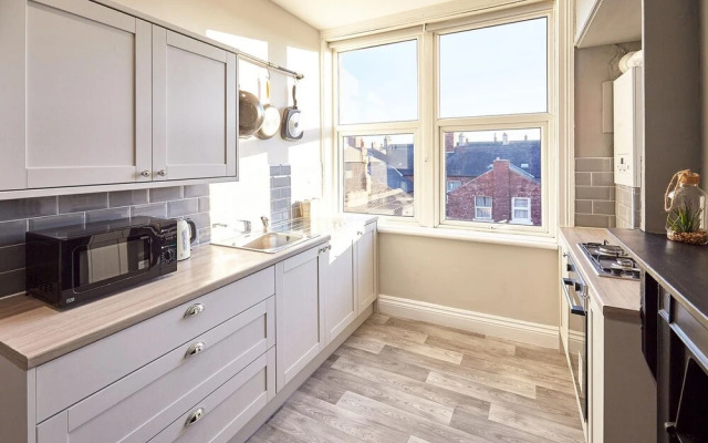 Host Stay Cattersty Hideaway