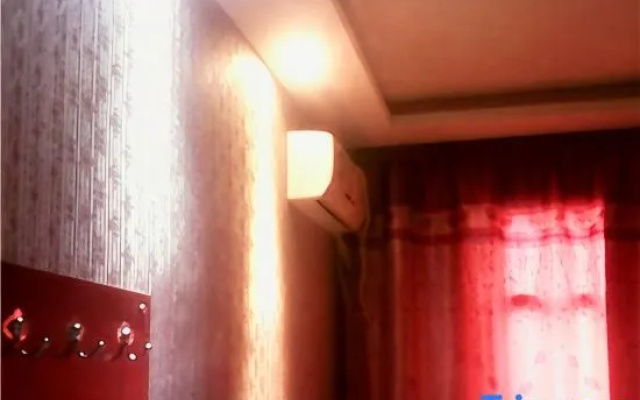 Jintai Hotel (Xi'an Hancheng Commercial Street)