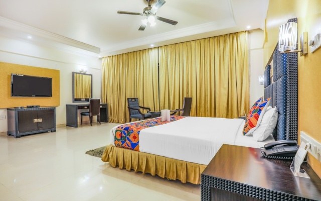 OYO 2303 Hotel Royal Mirage – Guest Rooms – Calangute