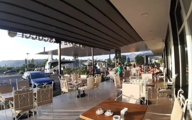 Hotel Liss 2