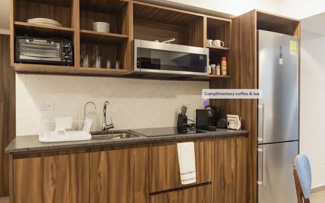 Casai Roma 2 BR Spacious Condo