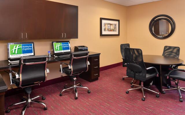 Holiday Inn Express Worcester