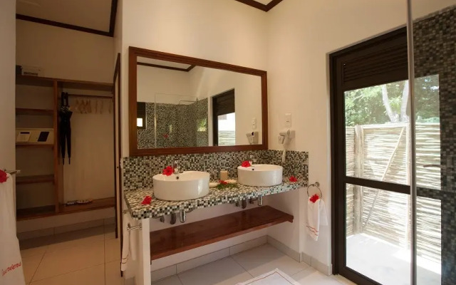 Les Lauriers Eco Hotel