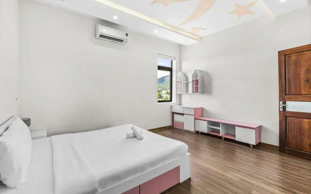 Rosemary Villa near Han River
