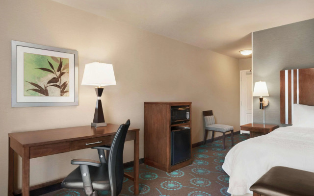 Hampton Inn & Suites Grafton