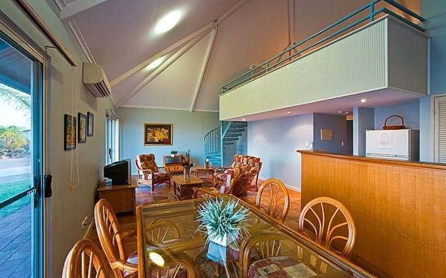 Potshot Hotel Resort