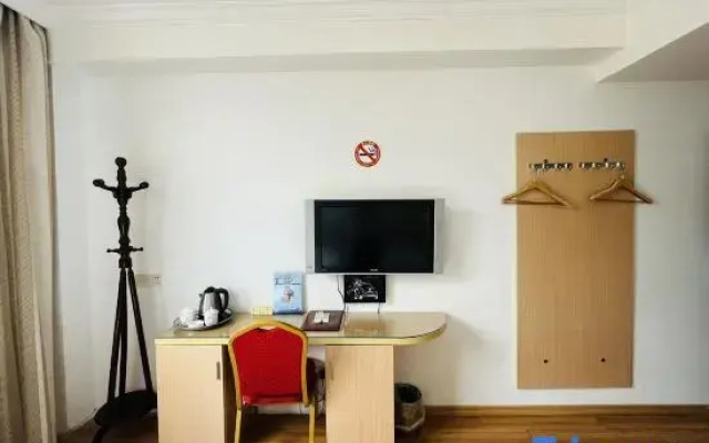 Shanghai Jiujin Hotel (Railway Station Zhabei Central Hospital Branch)