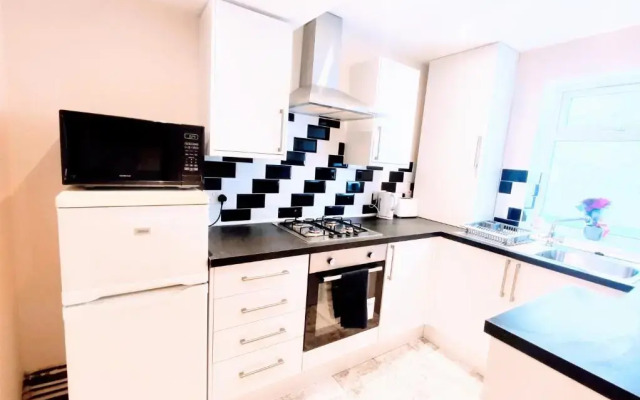 Crystal Suite 3 free private parking