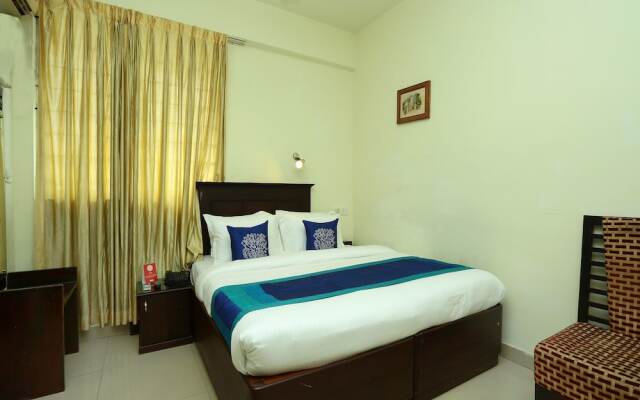 OYO 11492 Gateway Inn