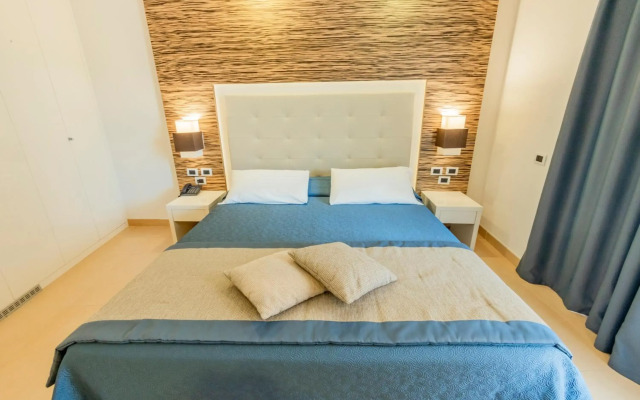 Prince Franklyn Hotel