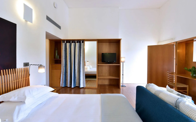 Pousada Convento de Arraiolos - Historic Hotel