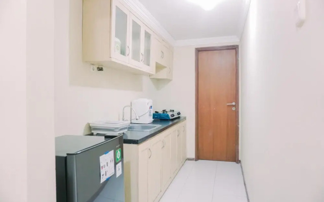 Well Furnished 2Br Grand Palace Kemayoran Apartment