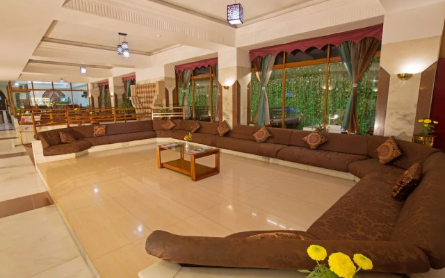 Hotel Rajmahal