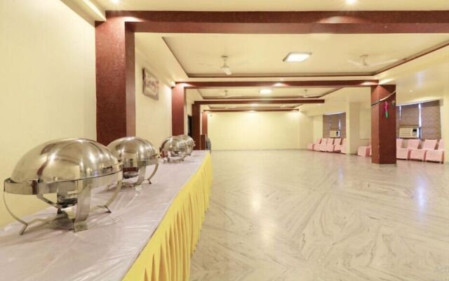 Jypore Saffron Inn & Suites
