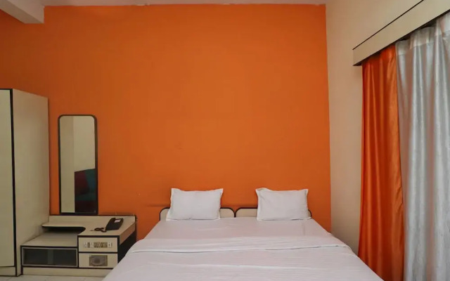 OYO 37028 Hotel Sheela