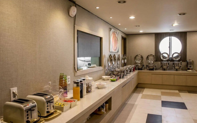 Suwon Hotel Pacific 37