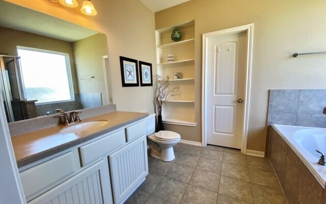 Janie's by RedAwning