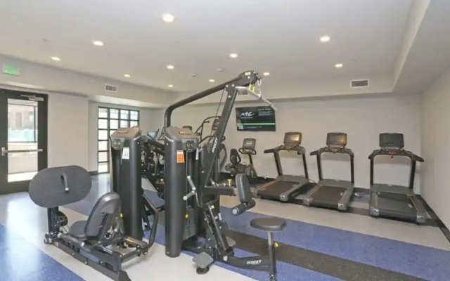 Global Luxury Suites in Campbell