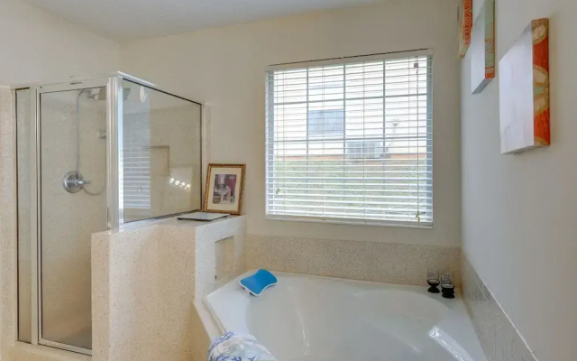 Charming Stockbridge Home: 23 Mi to Atlanta!