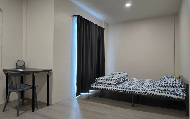Charming 3-bedroom House in Bueng Kum, Thailand