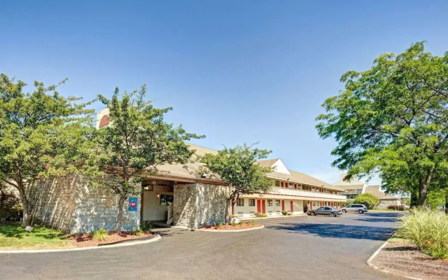 Red Roof Inn Monroe