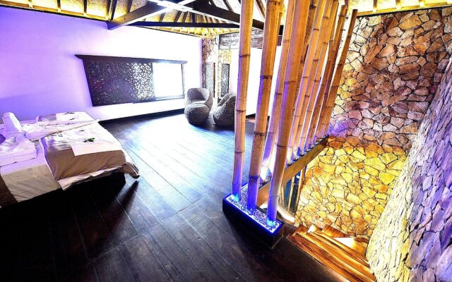 Villa Cantika Resort