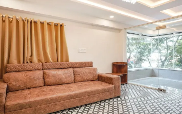 FabHotel Redmoon Suites - Near Brookefield / Marathahalli Bridge