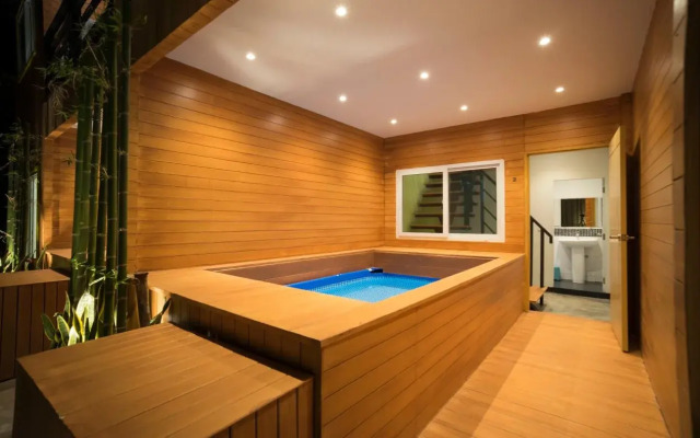The M Pool Villas Bangkok - BTS Ekkamai