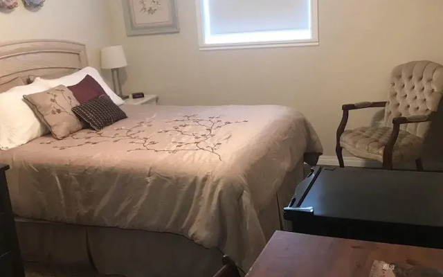 Honeycomb Bed & Breakfast