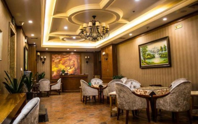 Chongqing Ba Bai Feng Traders Hotel