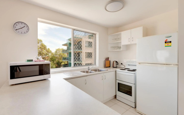 Bayviews & Harbourview Holiday Apartments
