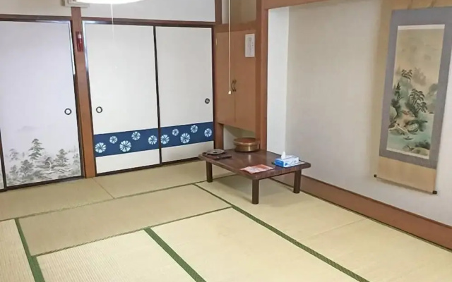 Kyodo Omachi Building Omachi-So