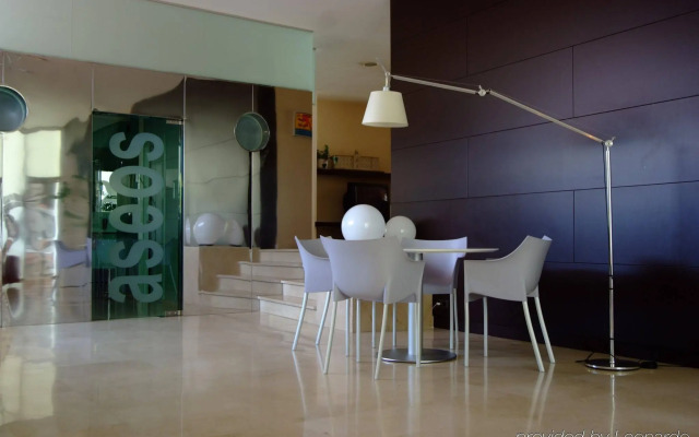 Hotel Colón Tuy