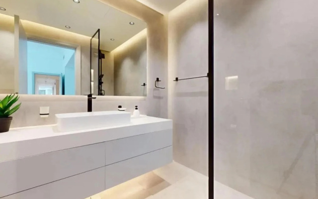 New Arabian Trident Waterfront Dubai Marina