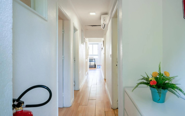 Large Flat w/ Terrace | Ace Location @ Aliados