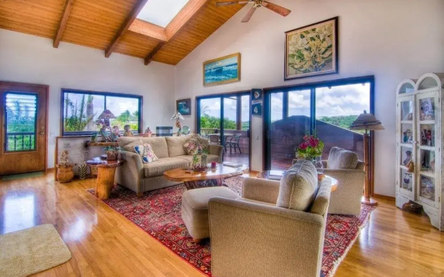 Kumulani 3 Bedroom Home by RedAwning