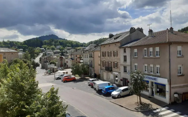 Hôtel Restaurant Le Barriol