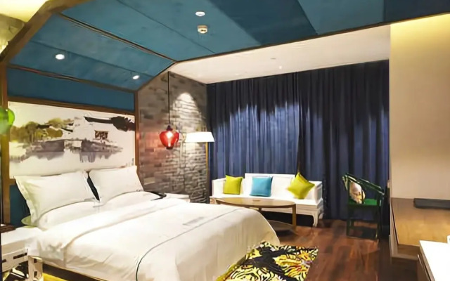 Xiyue Hotel (Zhengzhou east station store)