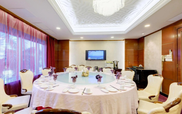 Ocean Hotel