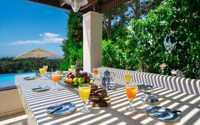 Hidden Luxury Gem Of Kefalonia ~ Villa Karmaniolos