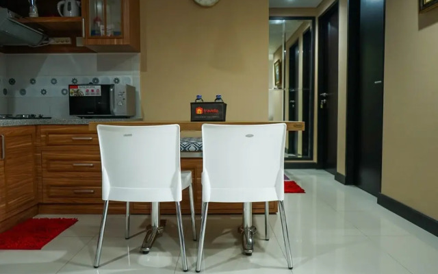 Contemporary Style 2BR at Lexington Apartment