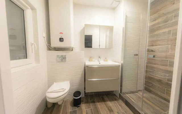 Urban Refuge in the Heart of the Marsh 1bdr / 3P