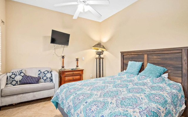 Tuscan Sun by Teeming Vacation Rentals