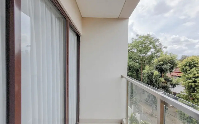 Homey And Relaxing Studio Patraland Amarta Apartment