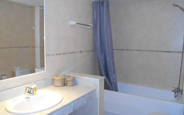 Realrent Costa Teguise Beach